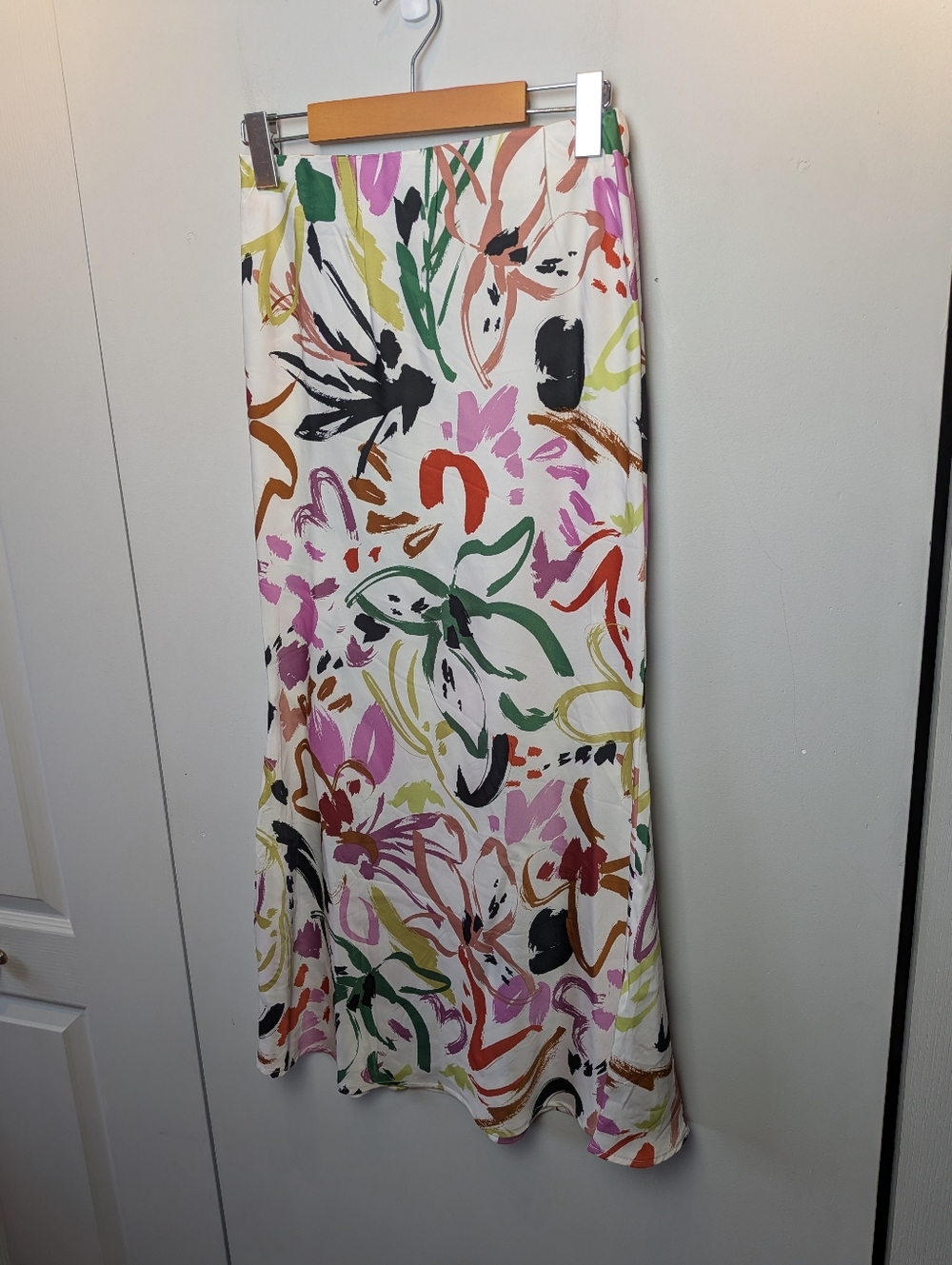 EN SAISON Colorful Floral Maxi Skirt Women Size Small Silk Effect Elegant